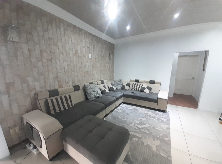 6 Bedroom Property for Sale in Hilton Free State